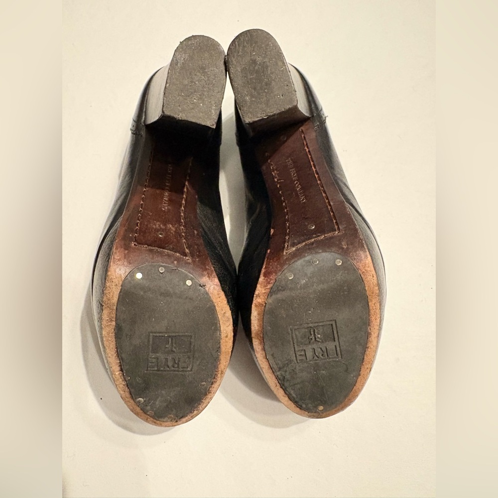 Frye Black Leather Naiya Kiltie Platform Loafers Size 10 - like new - Picture 9 of 10